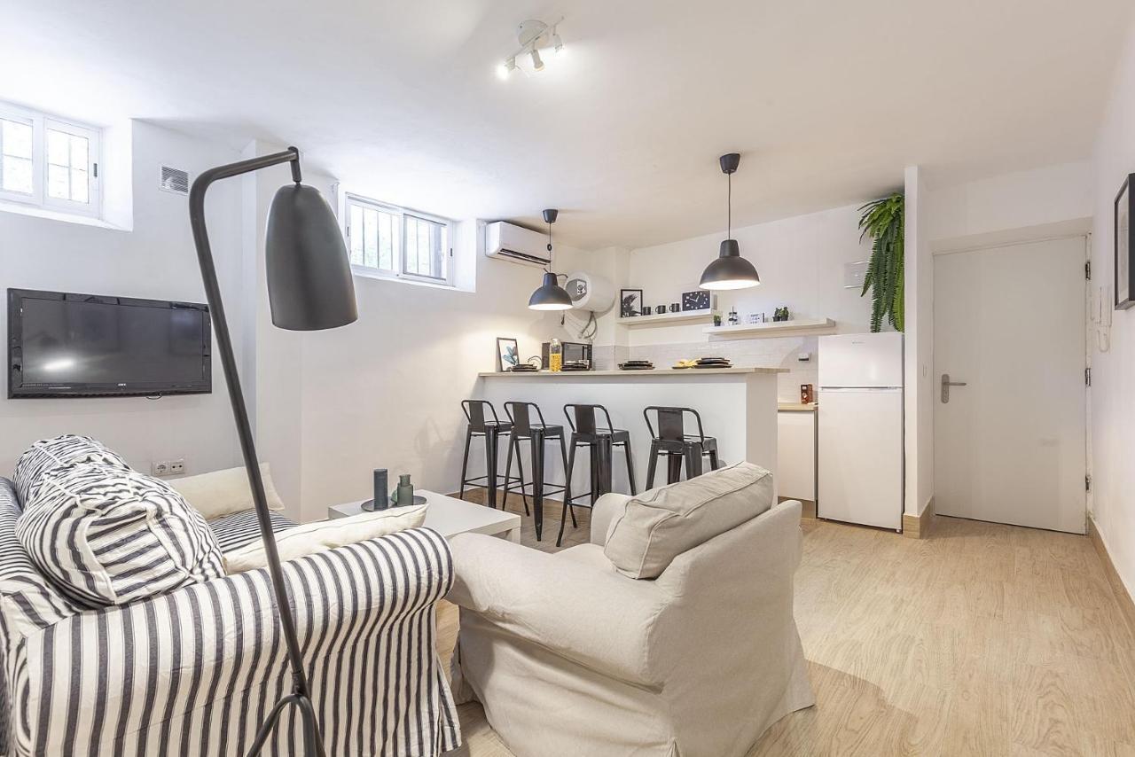 Elegante De Diseno 2 Hab Wifi-5 Pax Séville